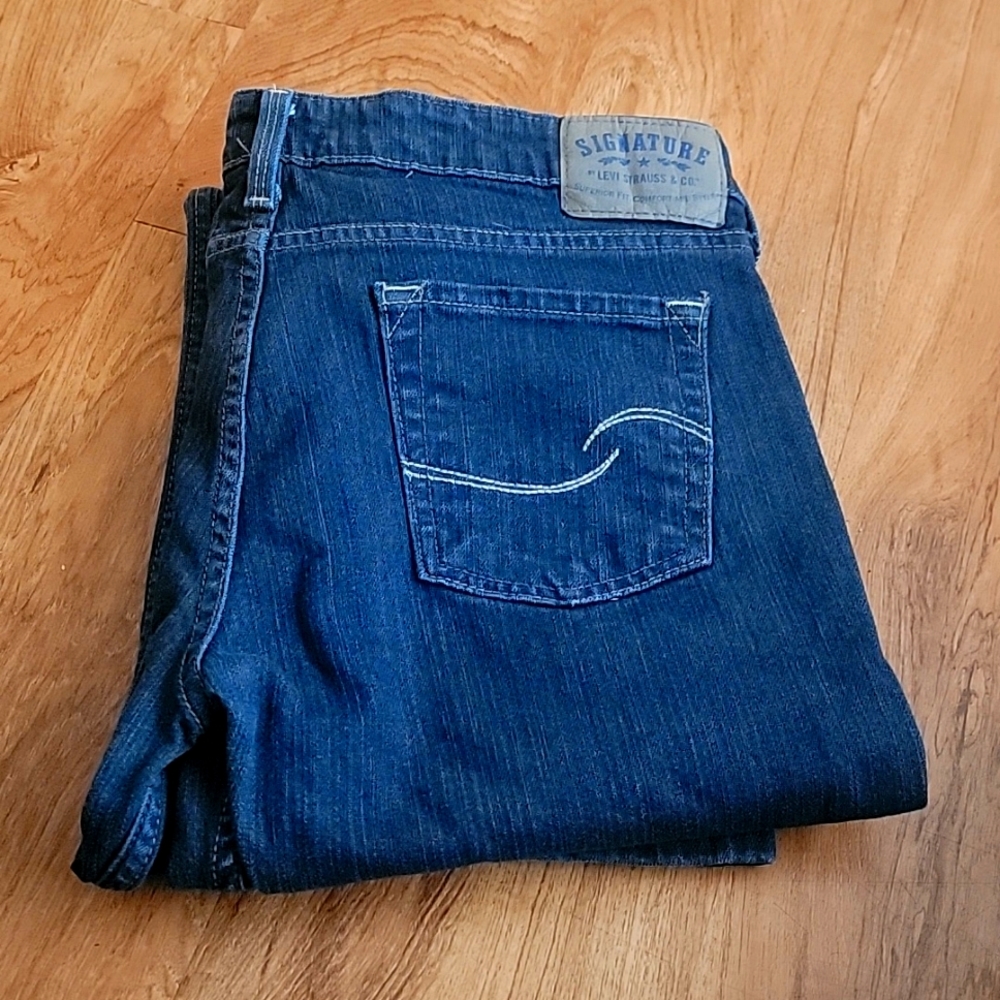 Signature Levi Strauss Bootcut Jeans